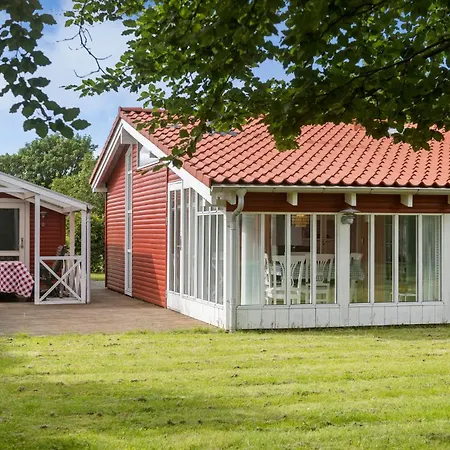 2 Bedroom Beautiful In V Hébergement de vacances